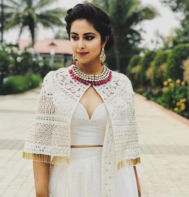 co dau 8 tuoi Avika Gor anh 9