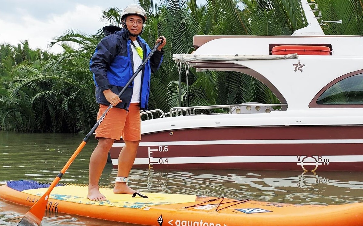 Cuoc song nguoi nuoc ngoai o TP.HCM trong gian cach xa hoi hinh anh