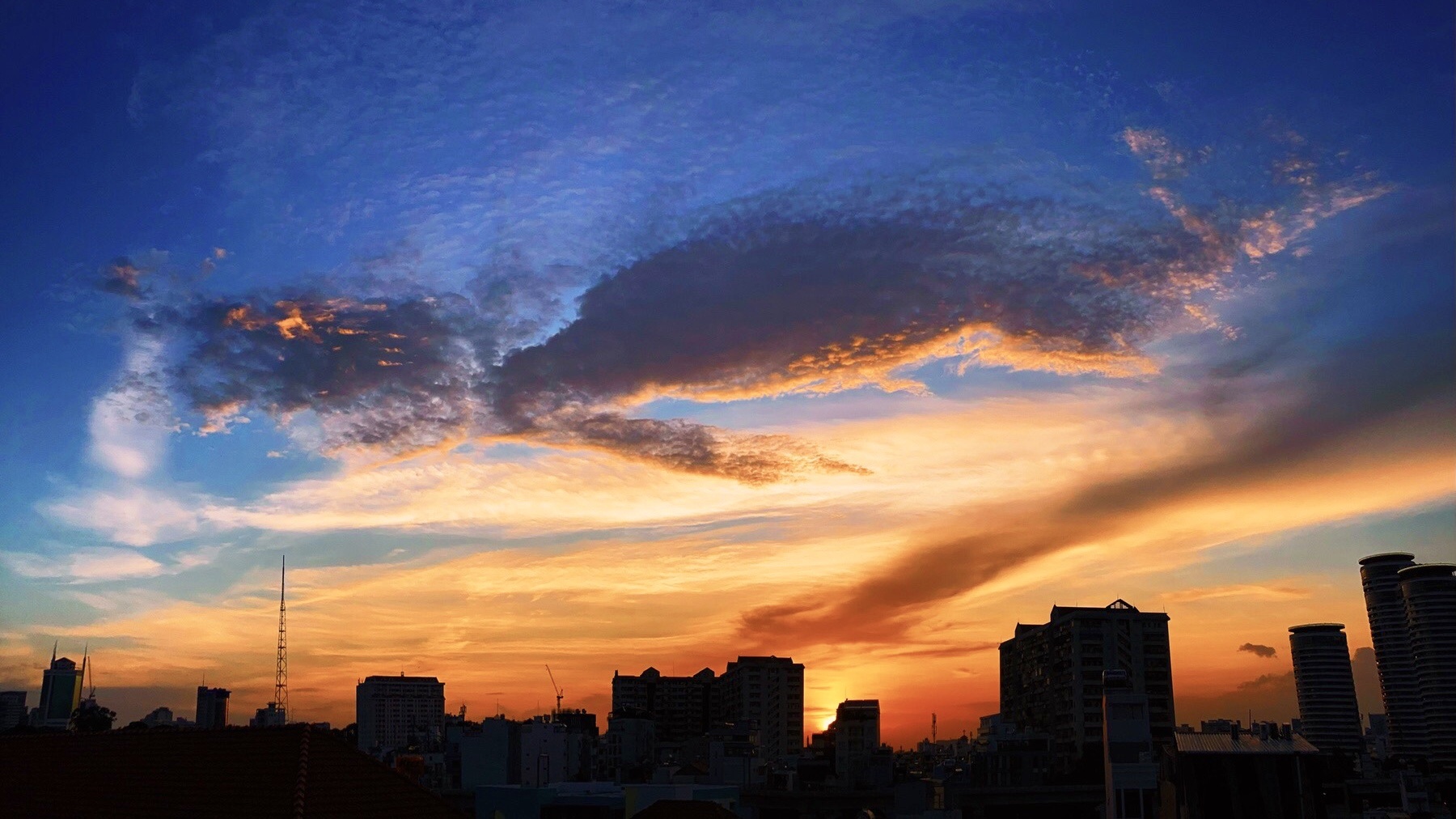 hoàng hôn TP.HCM thời giãn cách ảnh 11 hoang hon TP.HCM thoi gian cach anh 11