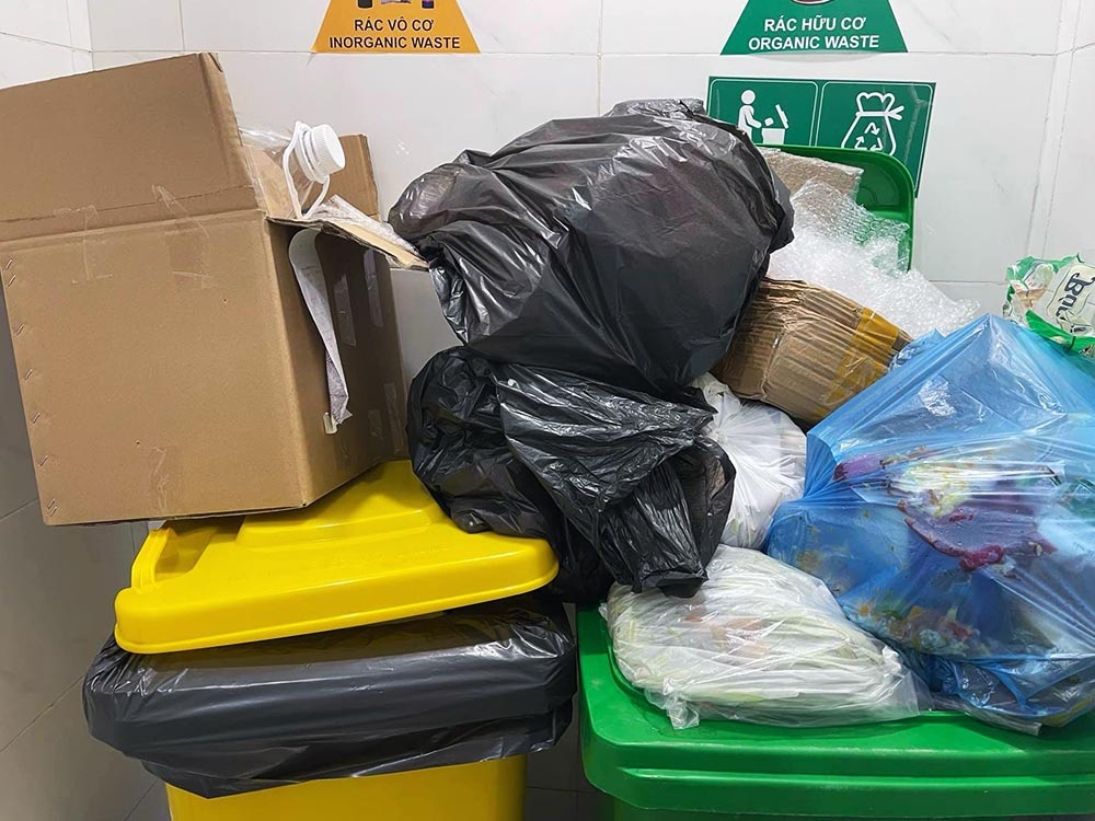 cu dan xa rac bua bai anh 1