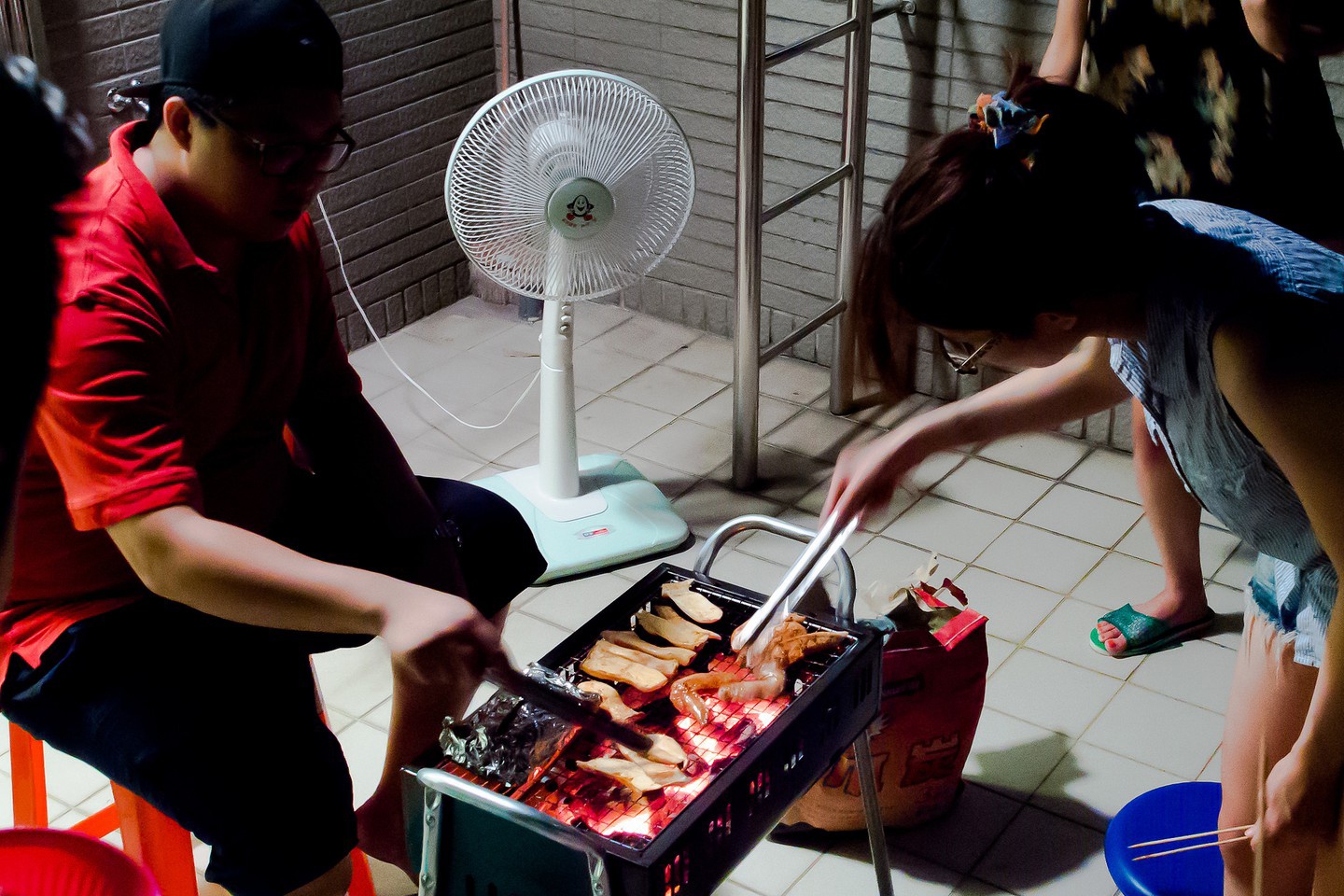 nguoi nuoc ngoai don trung thu anh 3