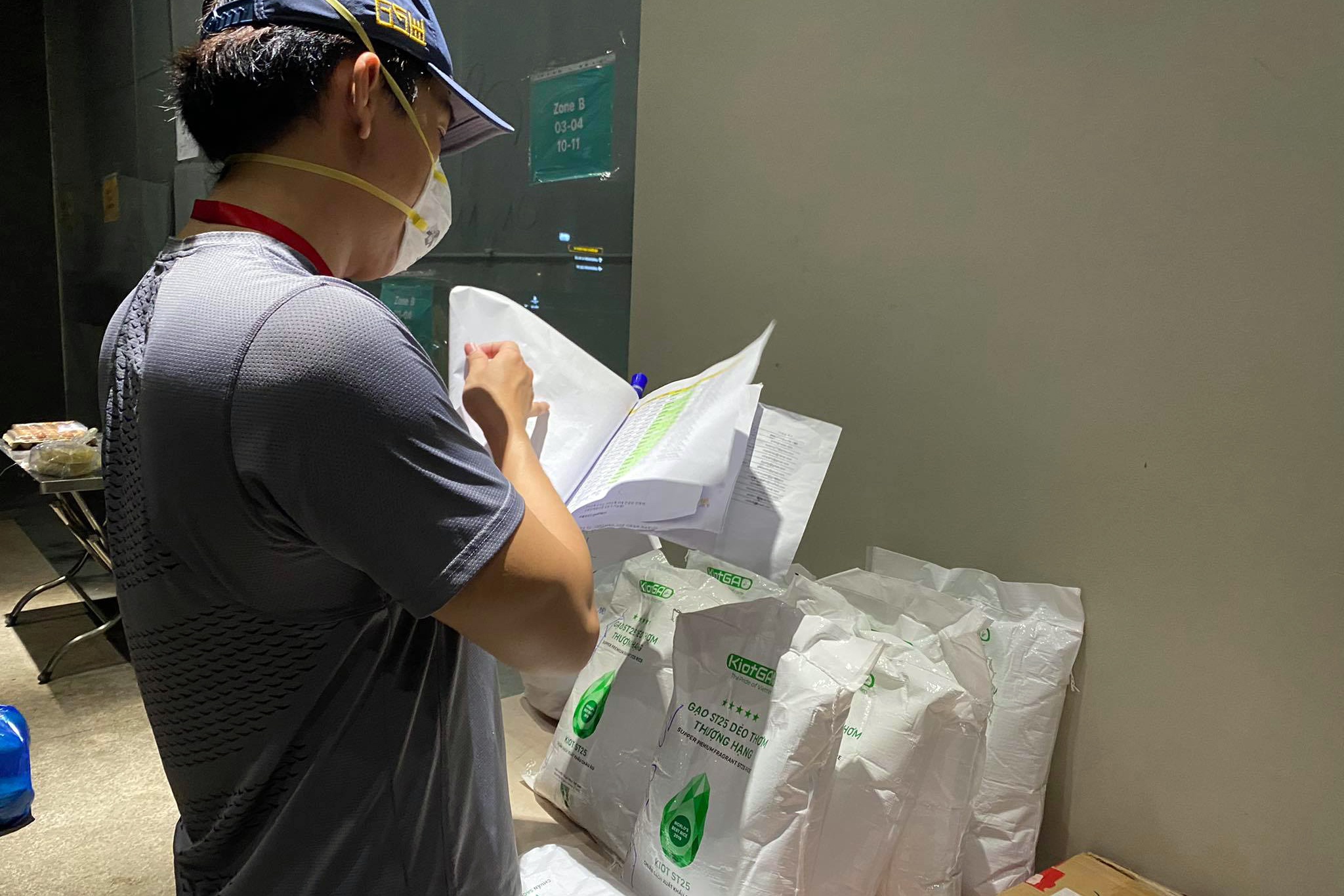 người Hàn Quốc làm tình nguyện ảnh 4 nguoi Han Quoc lam tinh nguyen anh 4