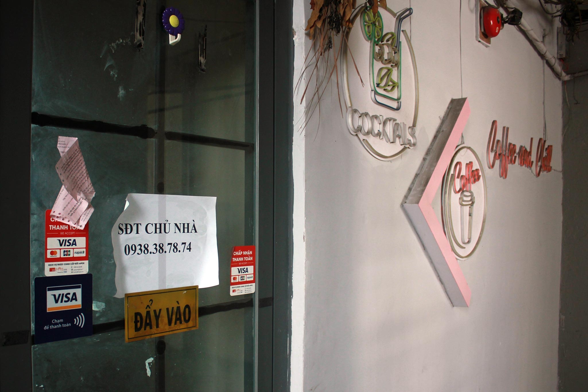 chung cu ca phe pho di bo Nguyen Hue anh 10