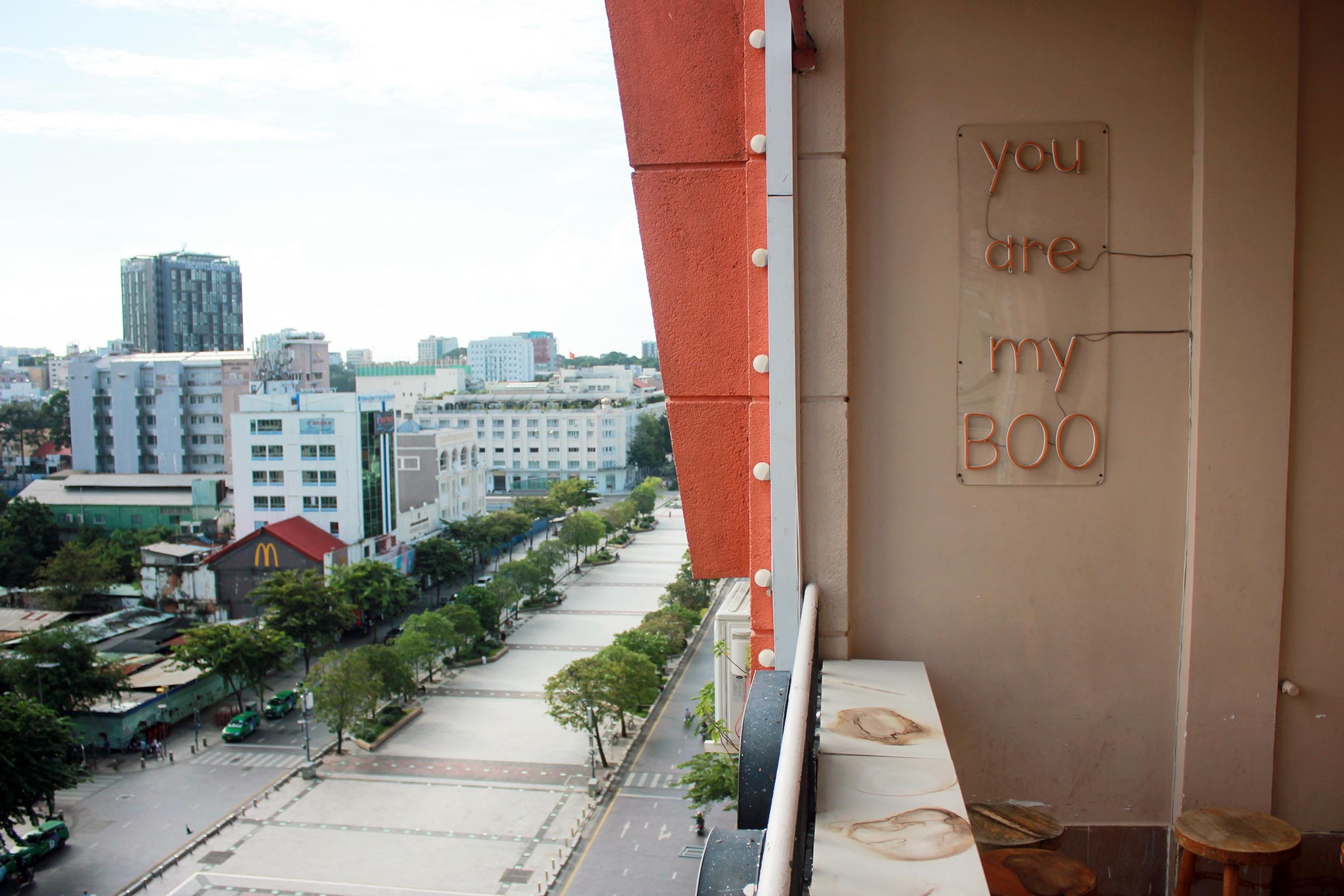 chung cu ca phe pho di bo Nguyen Hue anh 12