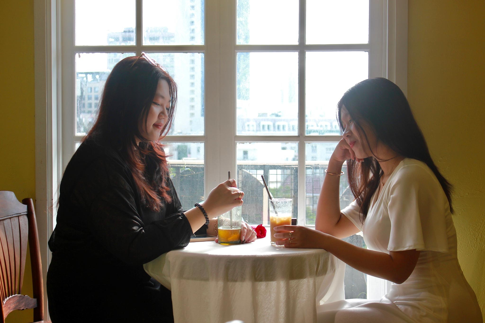 chung cu ca phe pho di bo Nguyen Hue anh 3