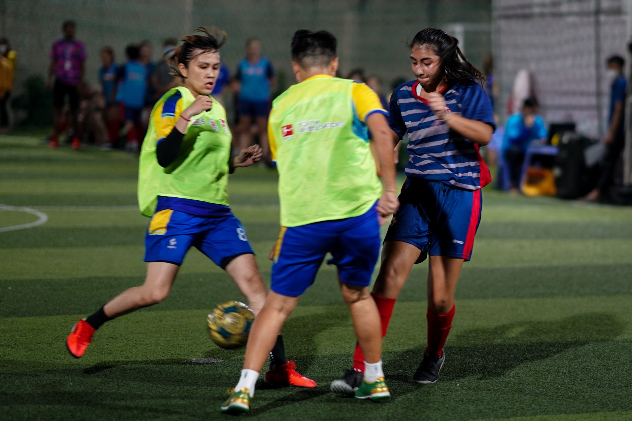 nữ cầu thủ người nước ngoài ở TP.HCM ảnh 3 nu cau thu nguoi nuoc ngoai o TP.HCM anh 3