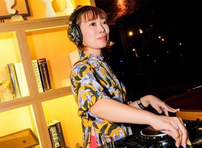 Giang sinh dac biet cua nu DJ Nhat o TP.HCM hinh anh