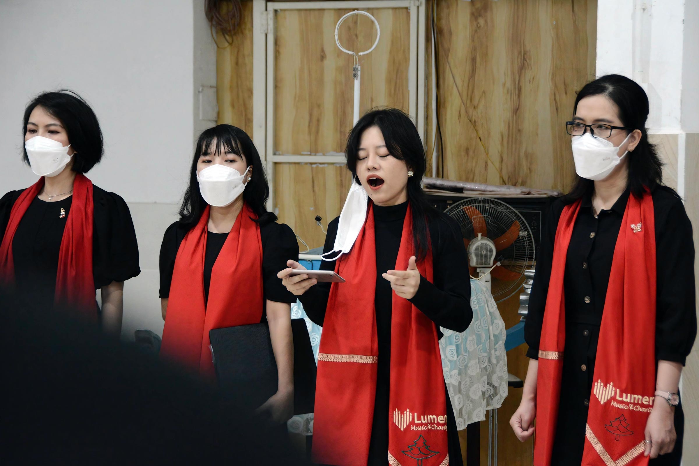 mang Thánh ca Giáng sinh đến khán giả TP.HCM ảnh 3 mang Thanh ca Giang sinh den khan gia TP.HCM anh 3