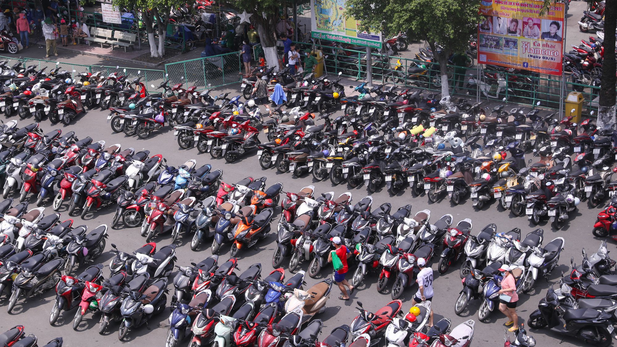 gửi xe máy dịp Tết ở TP.HCM ảnh 4 gui xe may dip Tet o TP.HCM anh 4