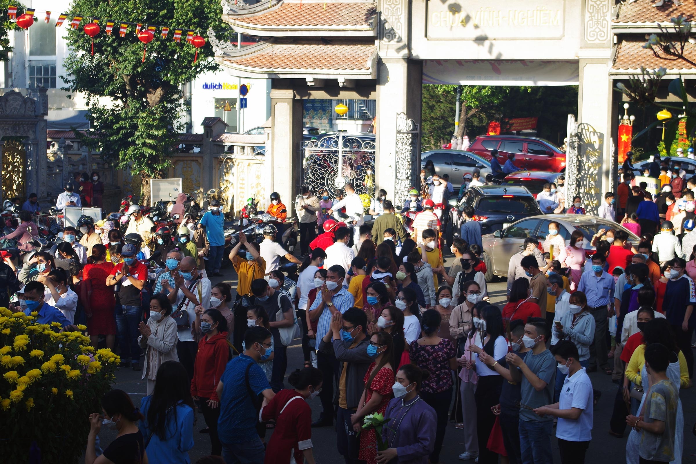 đi chùa TP.HCM đầu năm ảnh 1 di chua TP.HCM dau nam anh 1