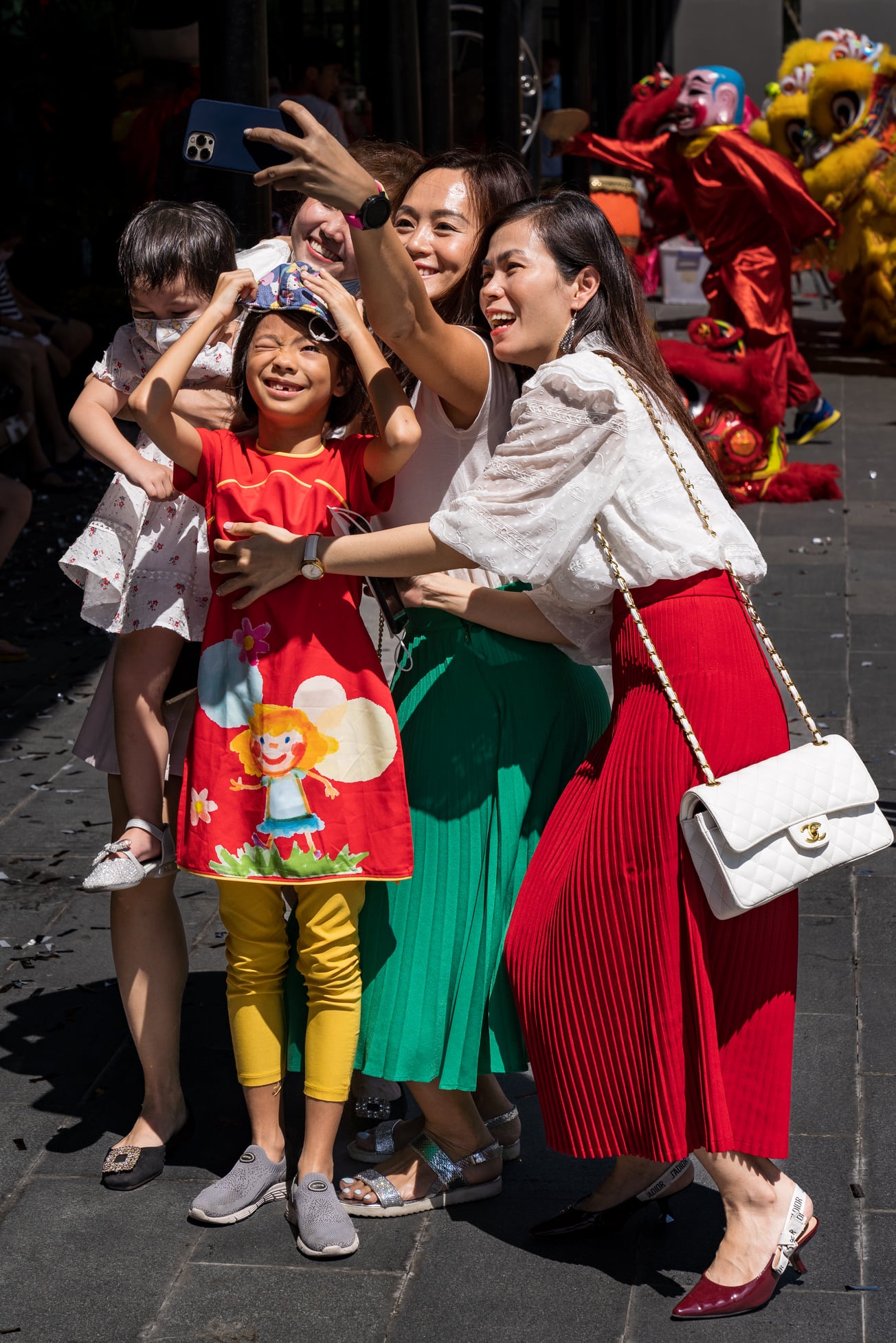 nguoi nuoc ngoai don Tet o TP.HCM anh 1