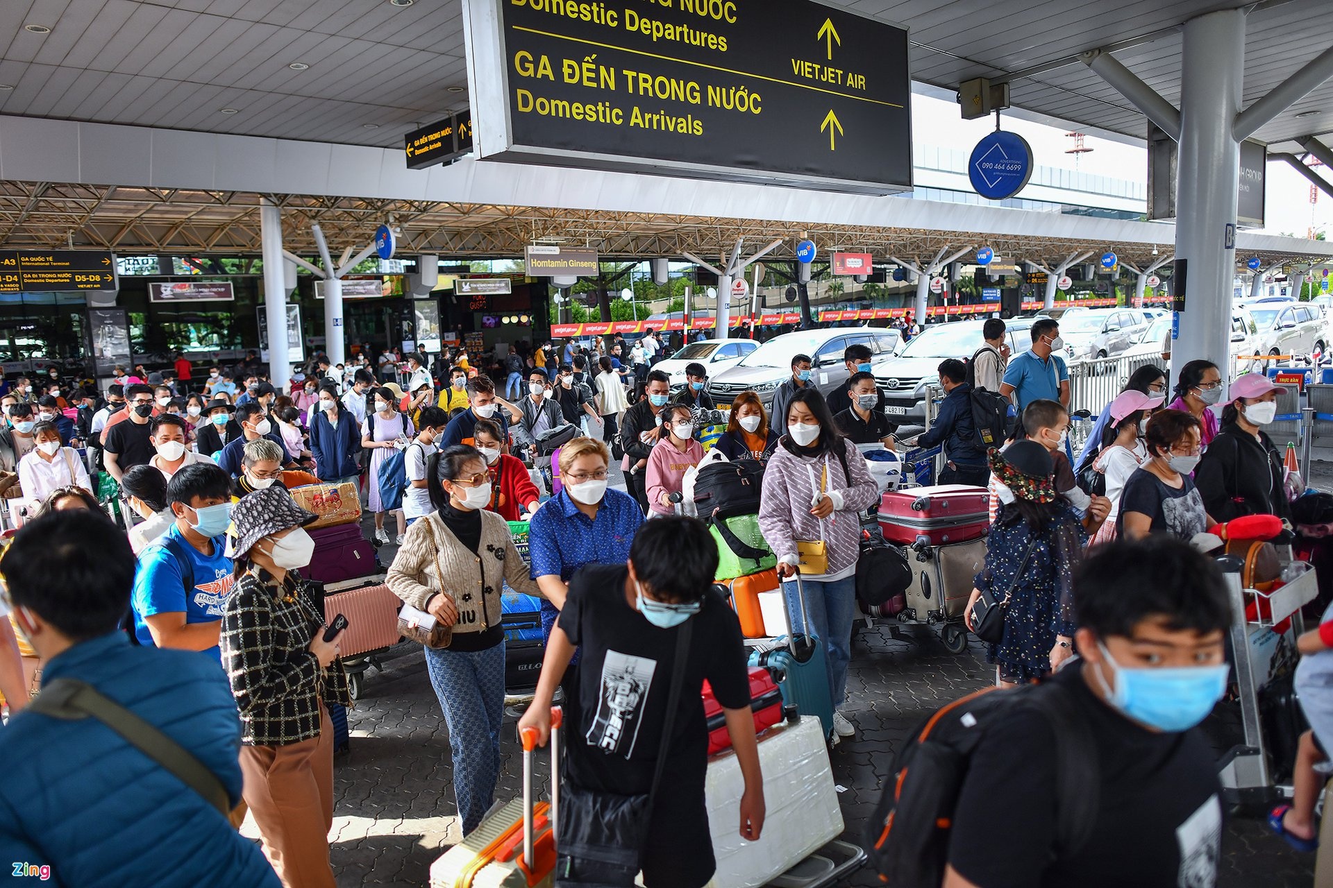 Cu dan khoe gia taxi tu san bay ve chung cu anh 4