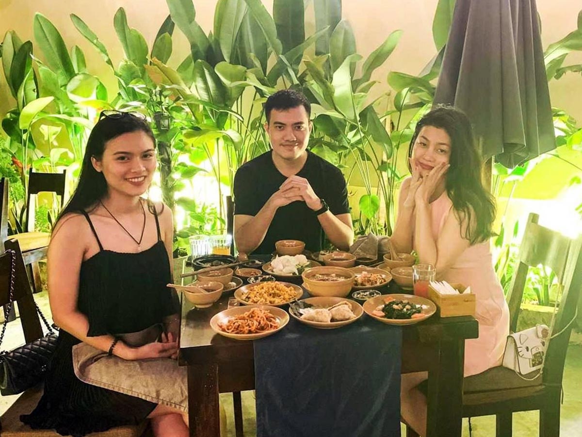 Di bar trong ngay Valentine o TP.HCM anh 1