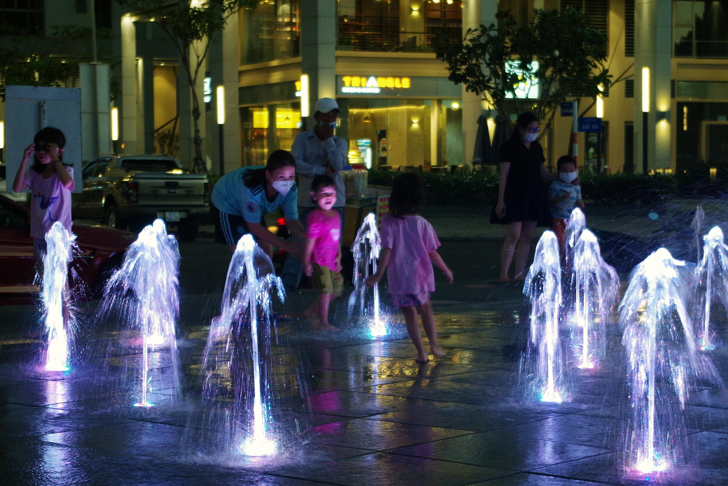 Đưa con đi tìm công viên mới ở TP.HCM ảnh 9 Dua con di tim cong vien moi o TP.HCM anh 9