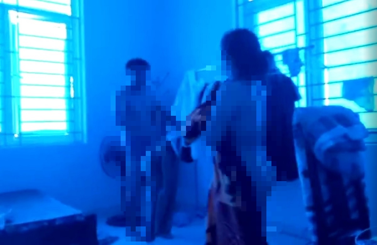 Khai tru Dang chu tich xa va chu tich hoi phu nu vi quan he bat chinh hinh anh