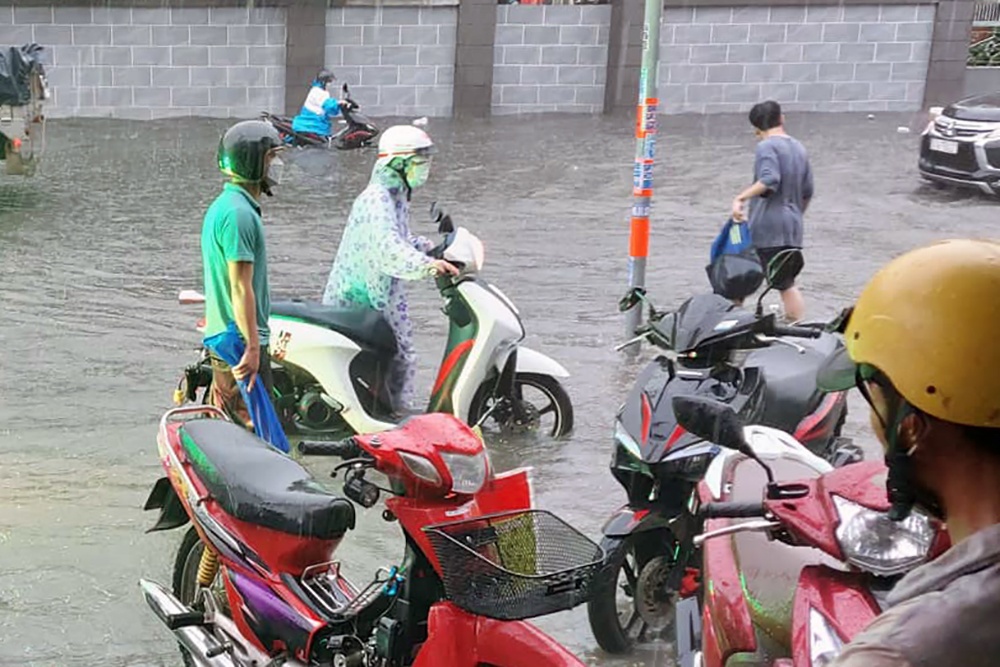 TP.HCM xuat hien mua da hinh anh