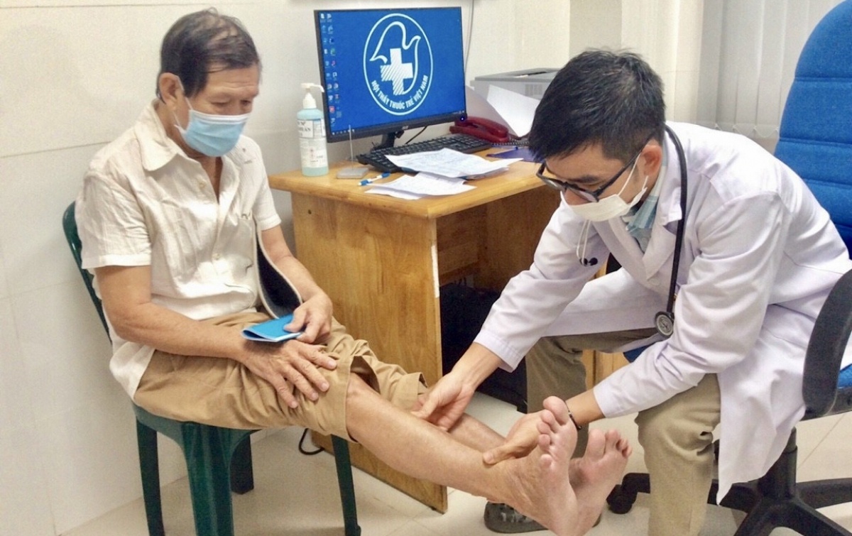 Bao dong tinh trang bac si bo viec tai Ba Ria - Vung Tau hinh anh