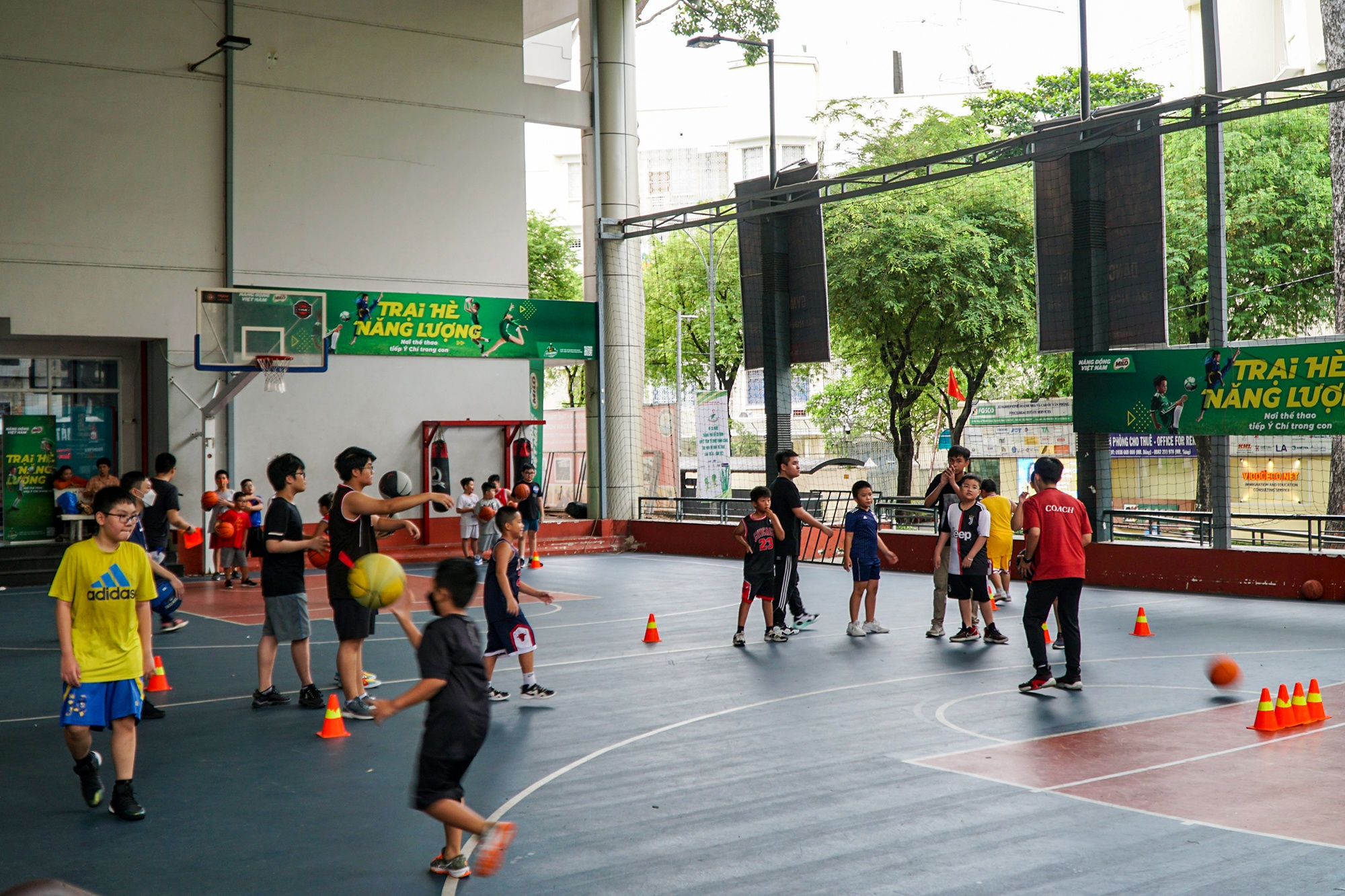 Nguoi TP.HCM tim noi tap the duc anh 4