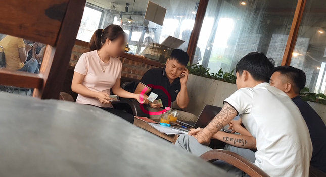 Co ho chieu ngang nhien hoat dong o Ha Noi anh 3