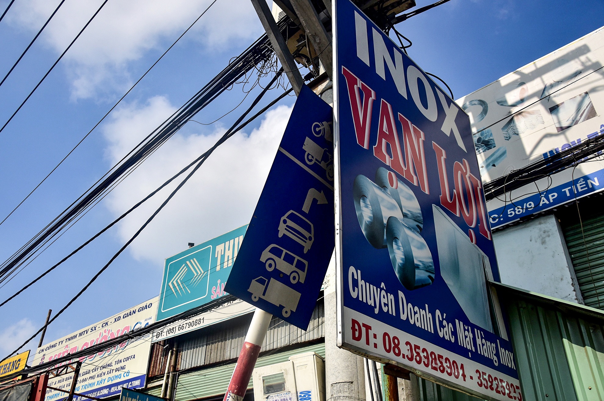 bien bao hong va 'nup lum' trong tan cay o TP.HCM anh 1