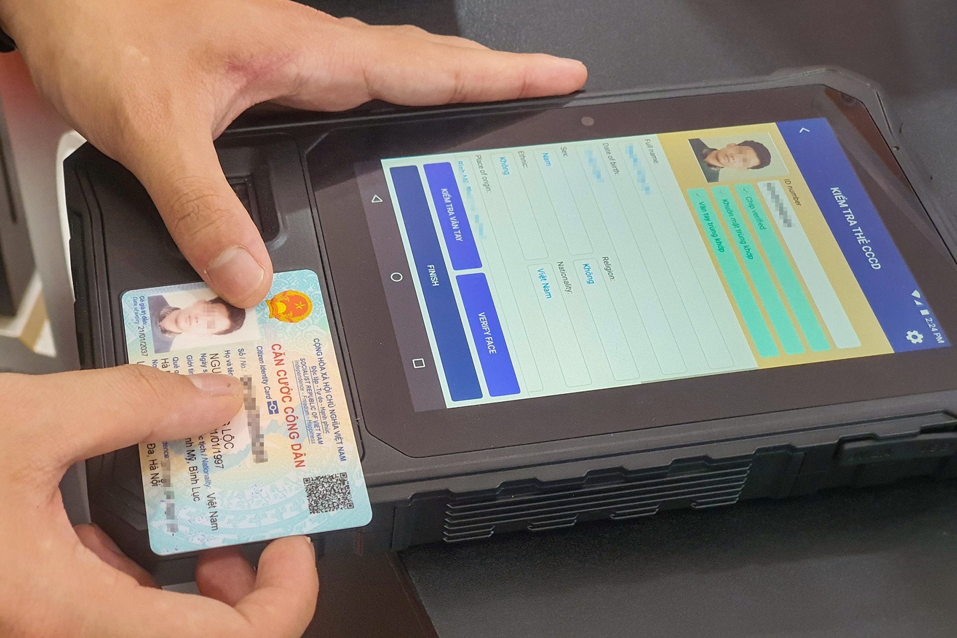 thu hoi so ho khau TP.HCM anh 1