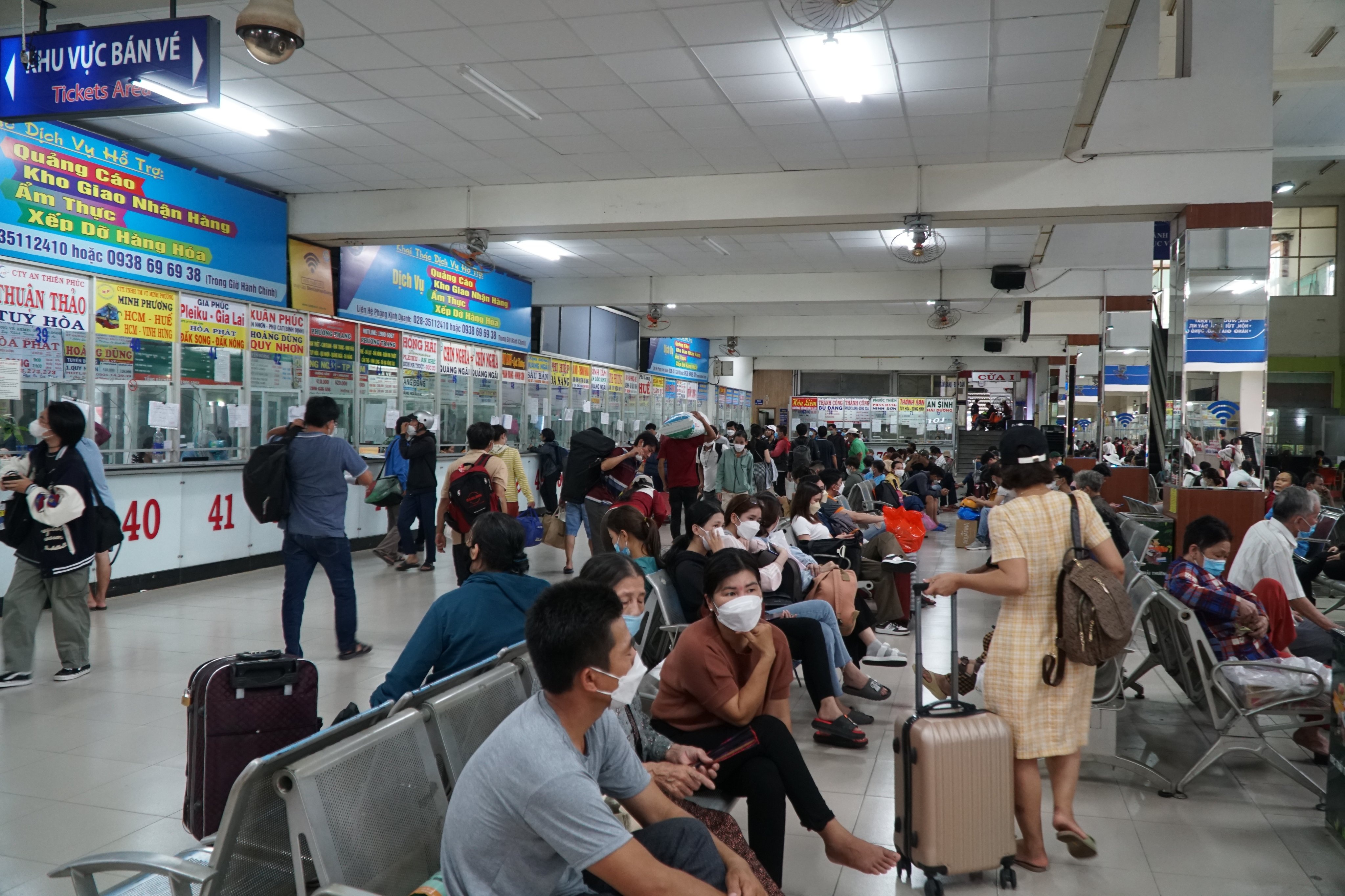 Ben xe Mien Dong 2/9 anh 2