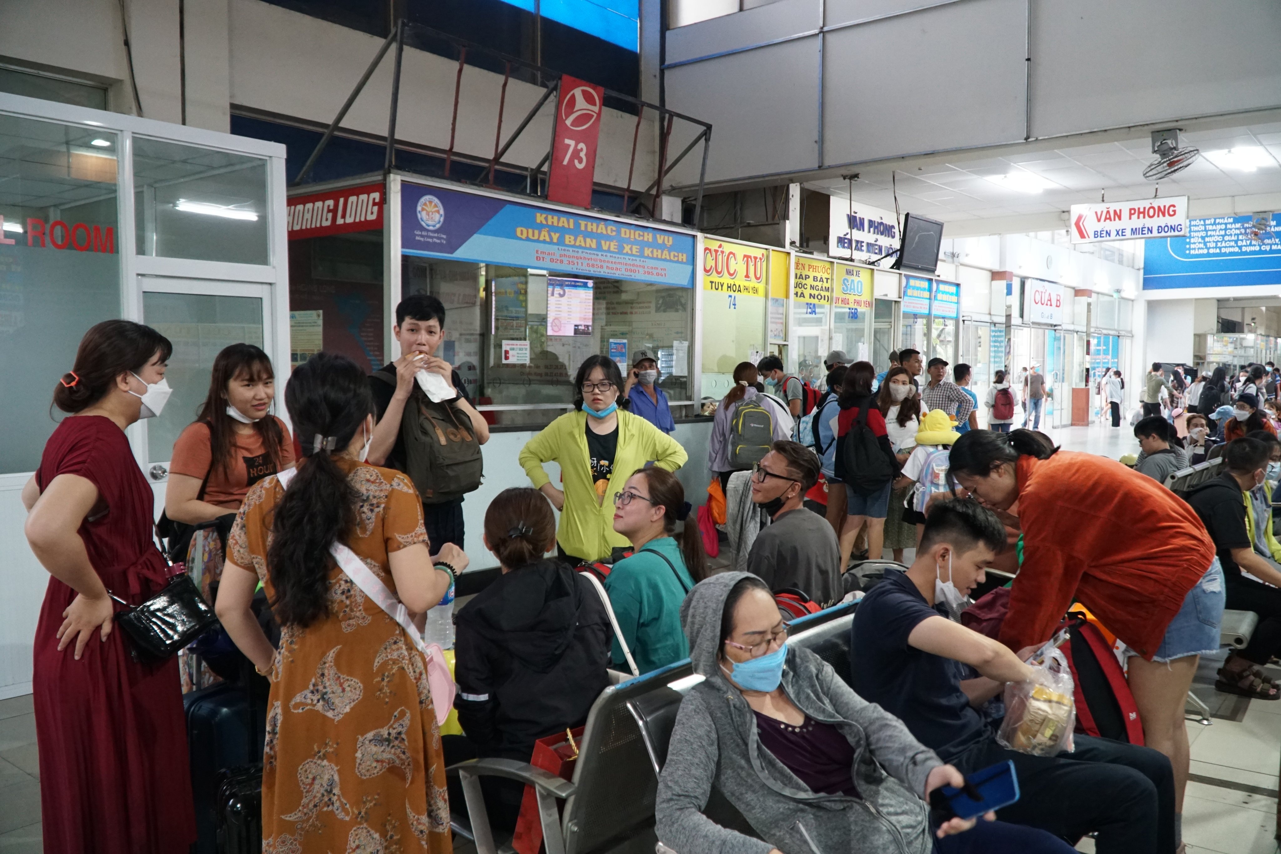 Ben xe Mien Dong 2/9 anh 1