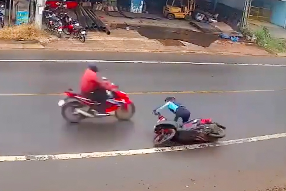 Nga xe xuong duong, nguoi phu nu bi tong tu vong hinh anh