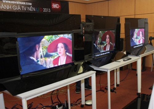 Cac mau TV LED hang khung so gang hinh anh