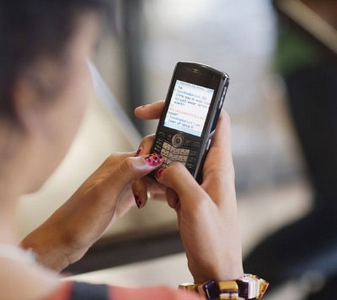 Trao luu chuyen tien khong dung the ATM hinh anh