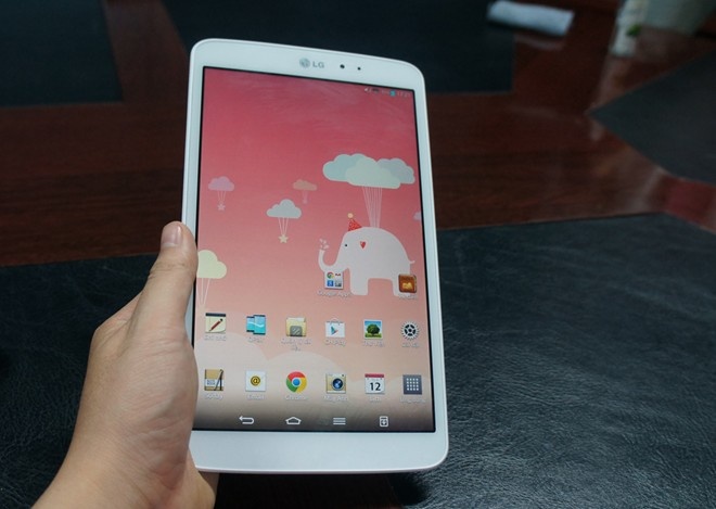 LG G Tablet 8.3 chinh hang gia 8 trieu dong hinh anh