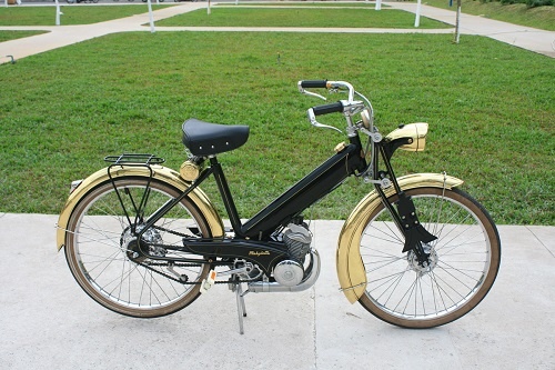 Mobylette la do vang choe doc nhat vo nhi hinh anh