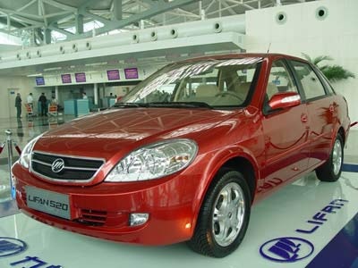 Co nen mua o to Lifan cua Trung Quoc? hinh anh