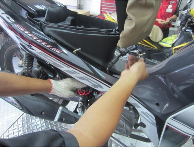 Quá trình thay thế công tắc đèn phanh cho những chiếc Yamaha Jupiter và Sirius dính lỗi chỉ mất khoảng 15 phút.