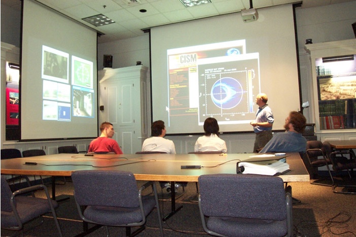 E-learning - xu huong giao duc thoi dai cong nghe so hinh anh