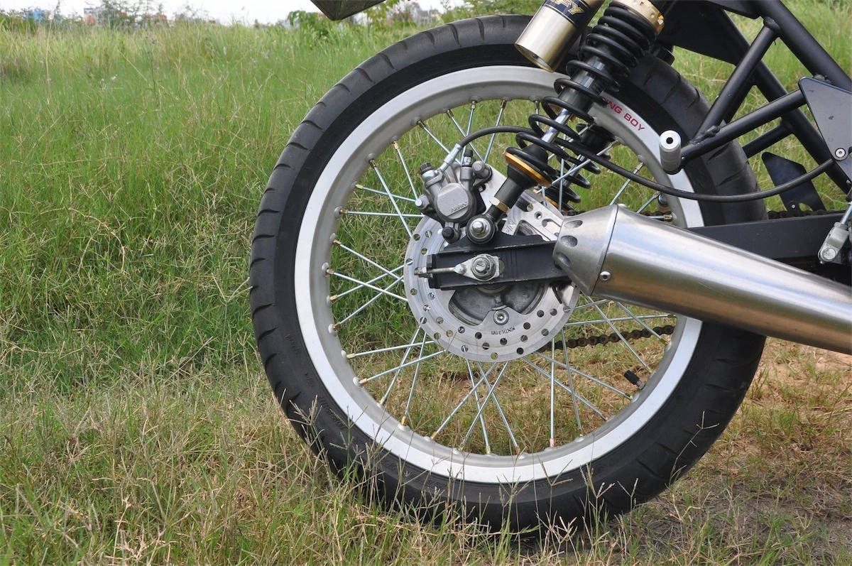 Honda Shadow 150 độ cafe racer.