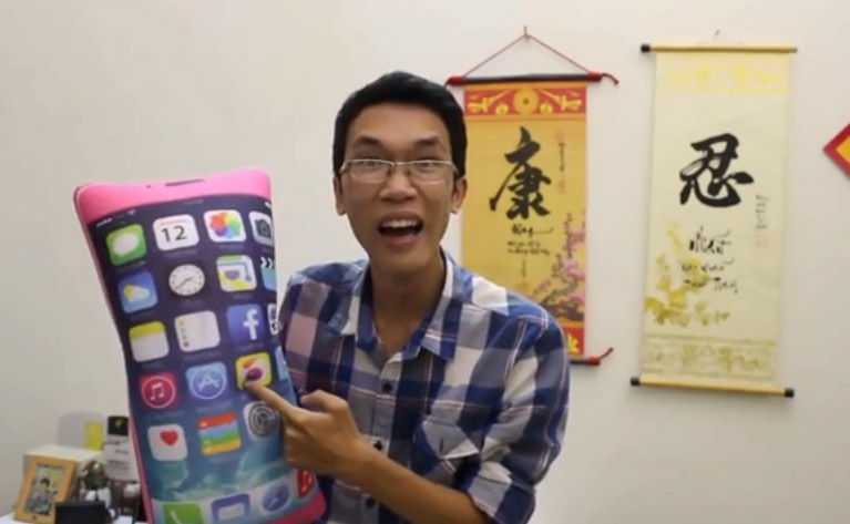 Vinh 'vat vo' danh gia iPhone 6 phien ban Nhat hinh anh