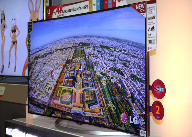 LG dua TV 4K 105 inch ve Viet Nam dau nam 2015 hinh anh