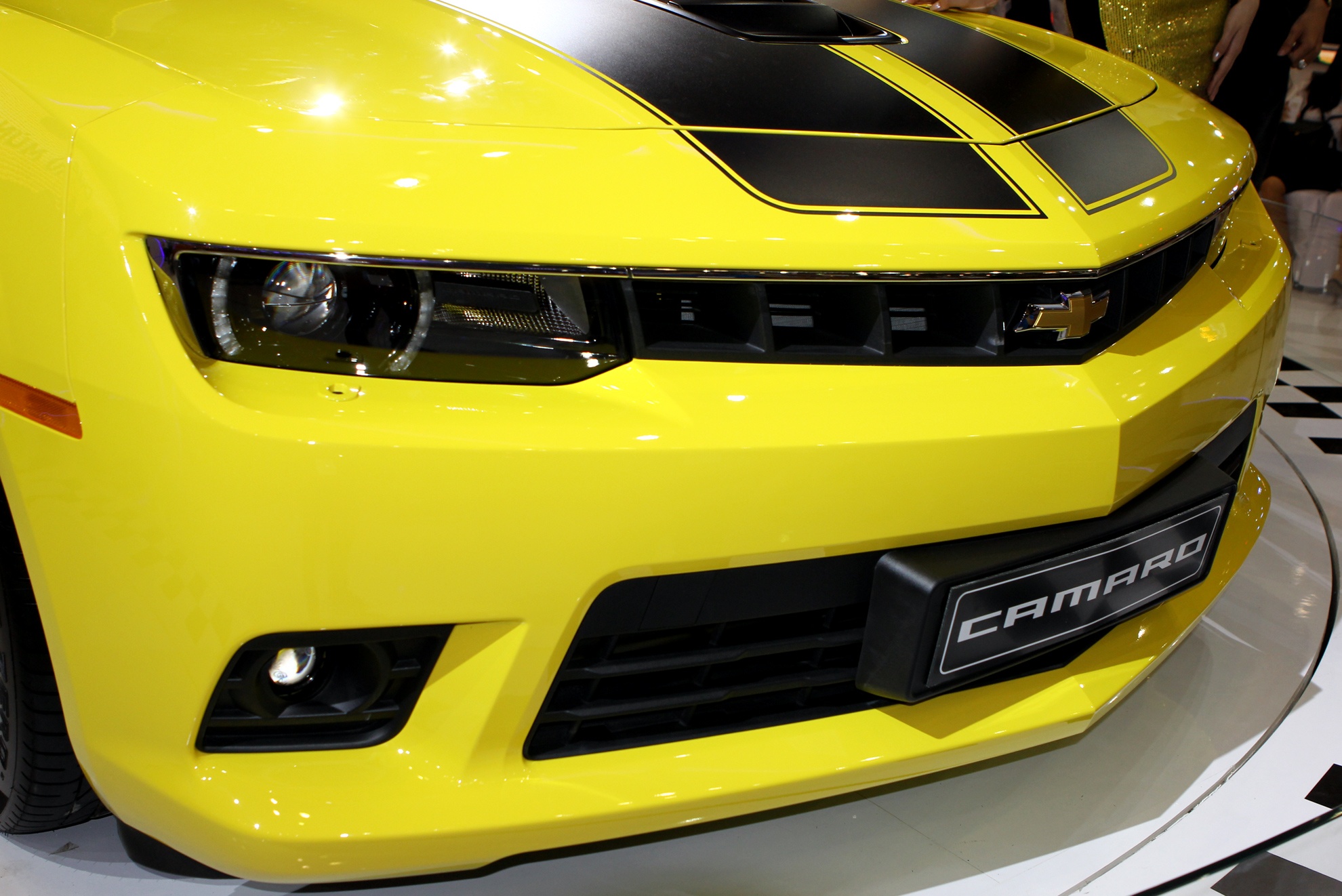 Chevrolet Camaro - bieu tuong cua dong xe co bap My hinh anh