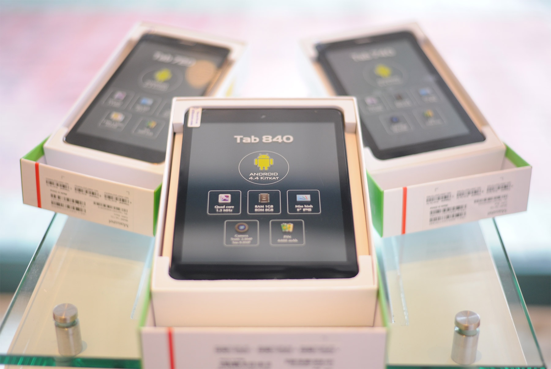 Masstel ra mat may tinh bang gia 2 trieu dong hinh anh