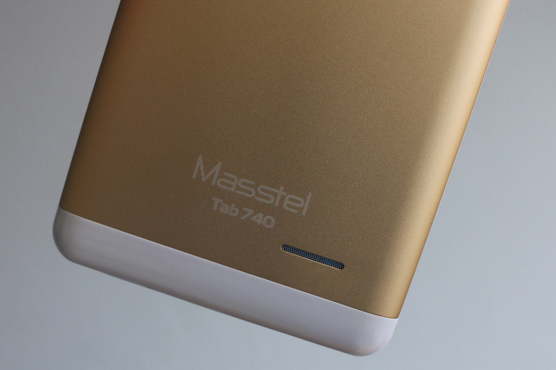 Tab 740