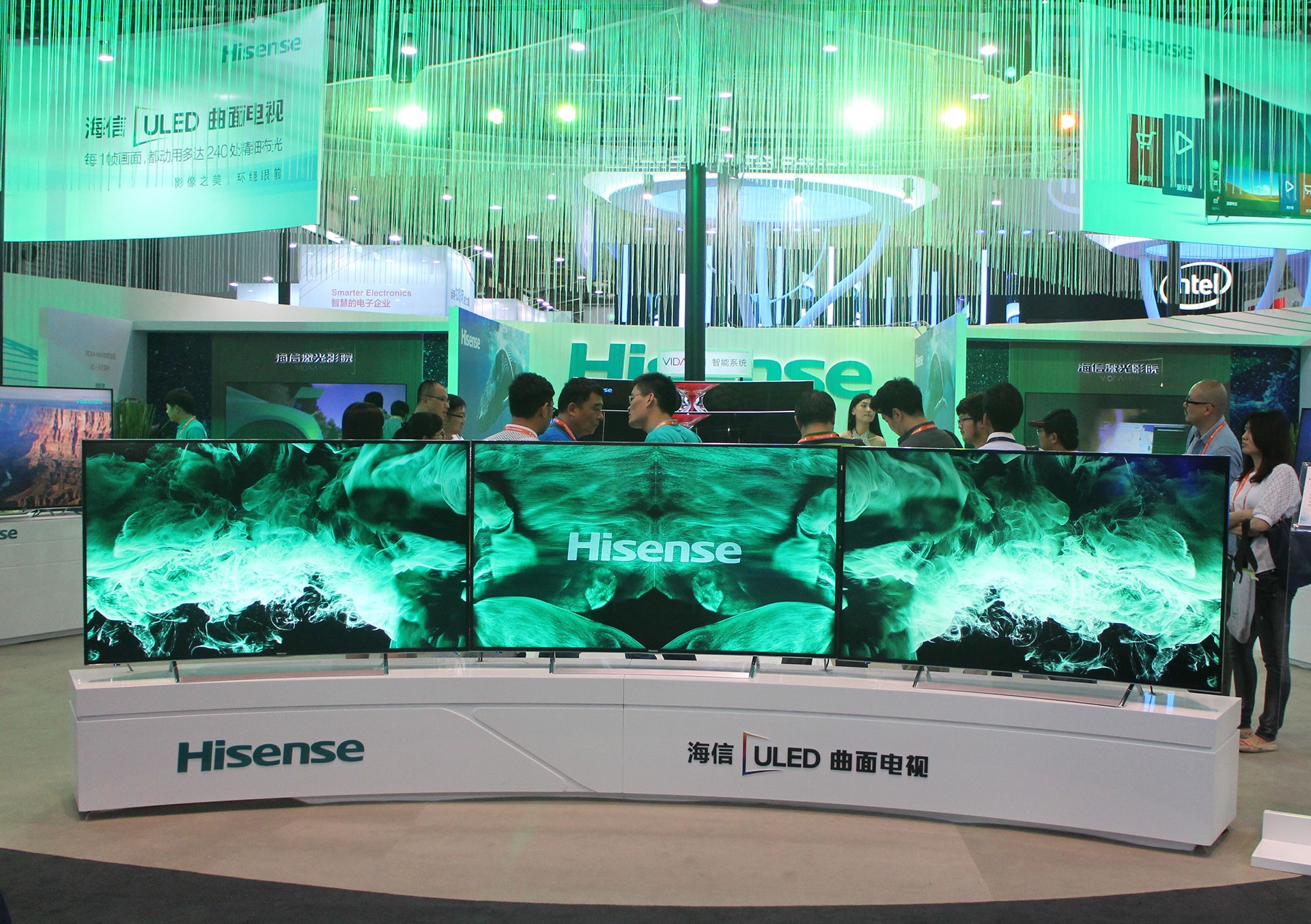 Hisense là nhà sản xuất TV lớn duy nhất trưng bày sản phẩm tại CES châu Á 2015.