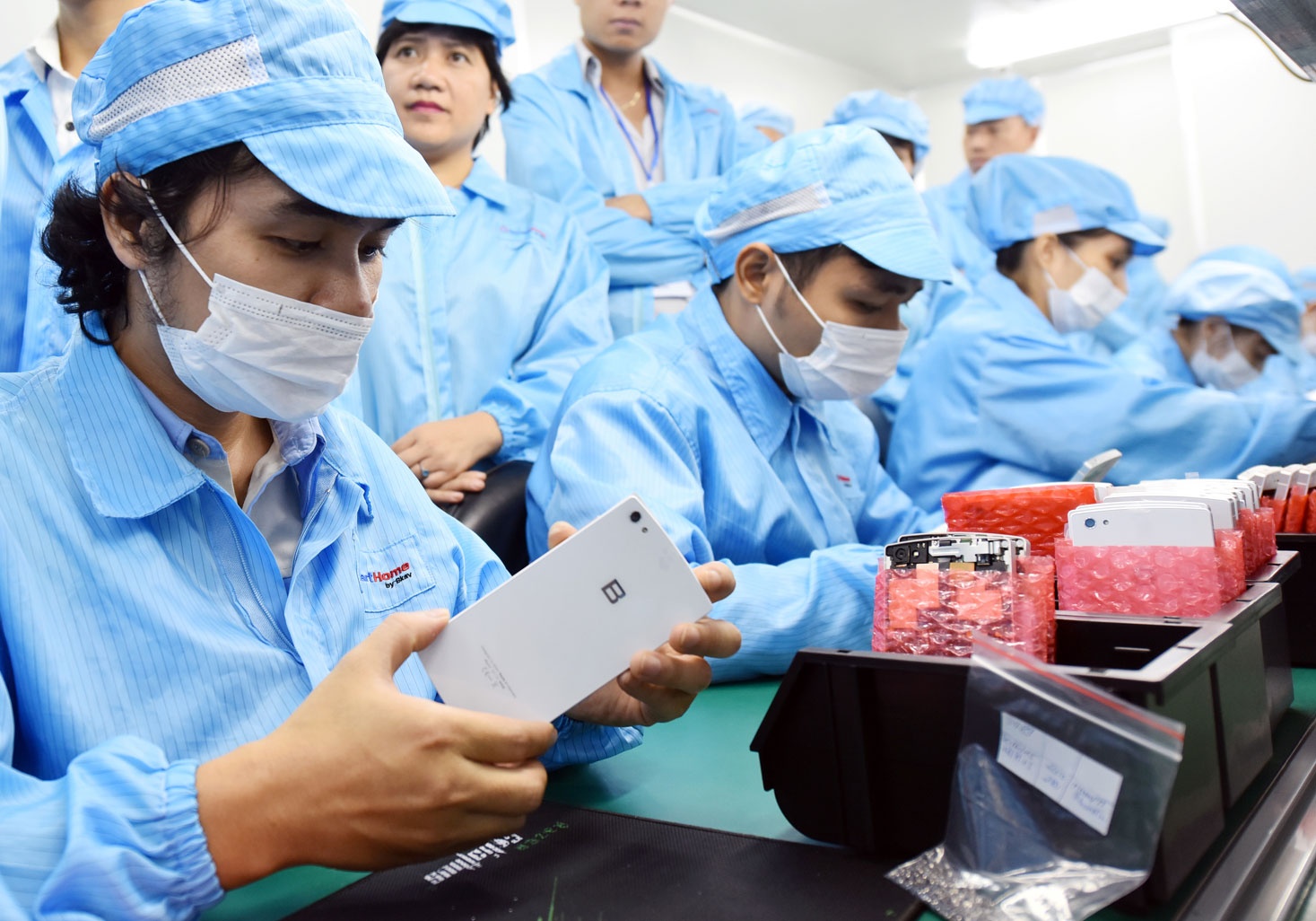 Bkav: 'Bphone nhan dat hang dot hai tu 25/8' hinh anh