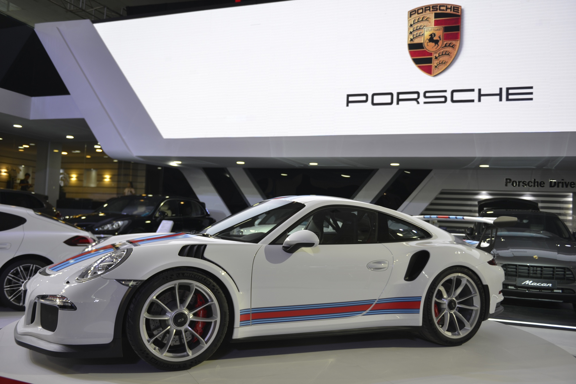 Sieu xe Porsche 911 GT3 RS net po tai VIMS 2015 hinh anh
