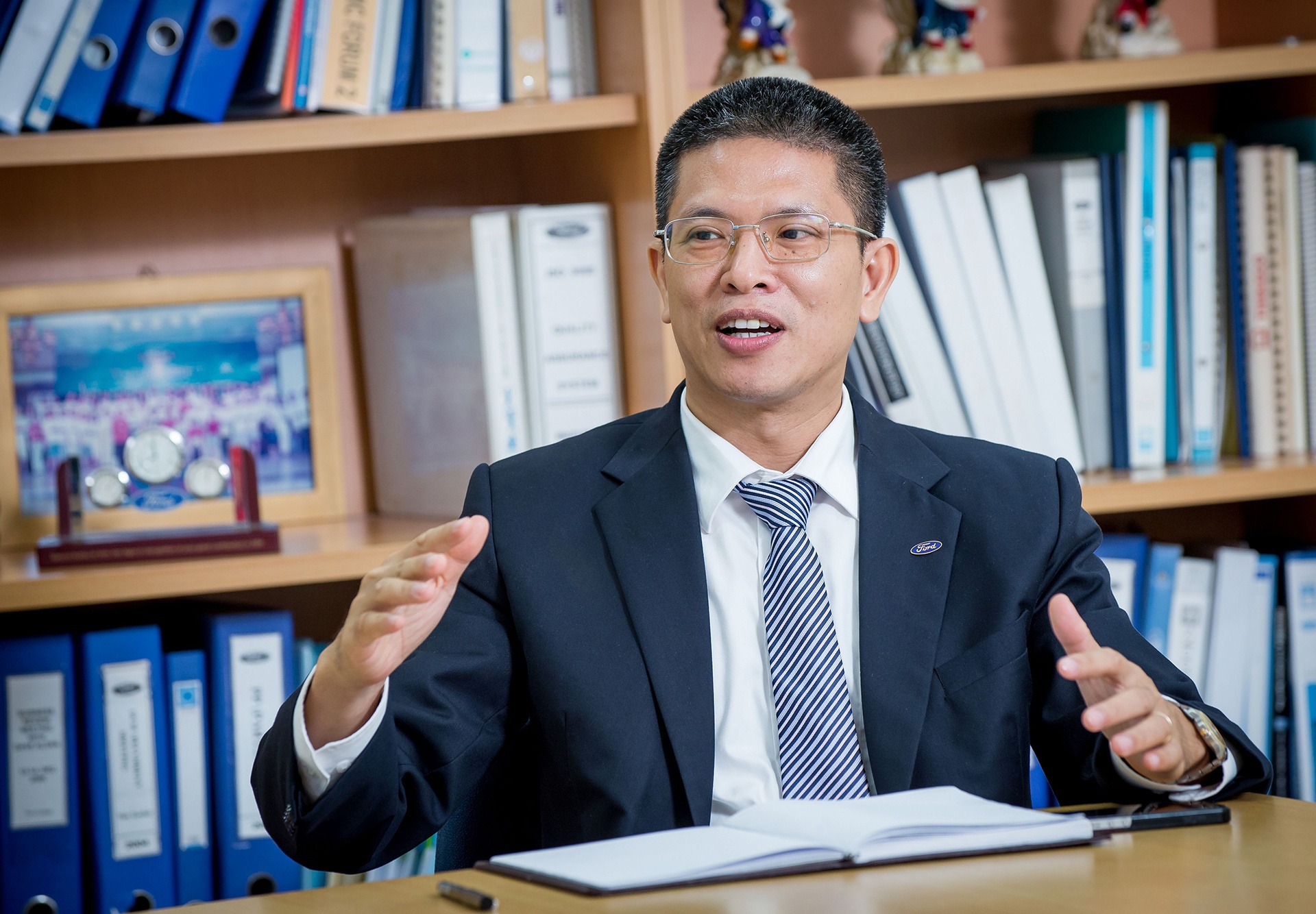 TGD Ford Viet Nam chia se goc nhin ve nganh cong nghiep oto hinh anh