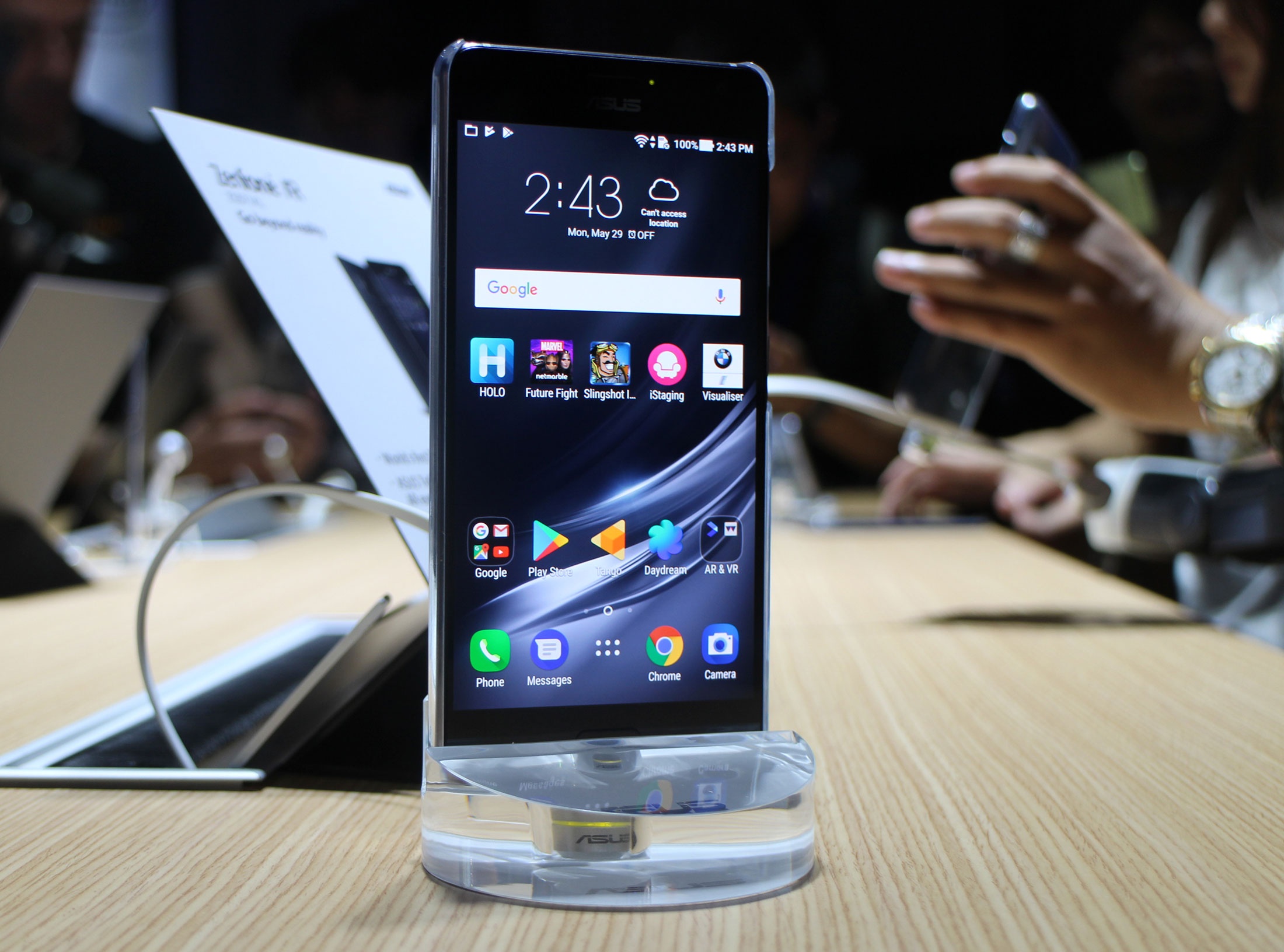 smartphone Asus ZenFone AR anh 2