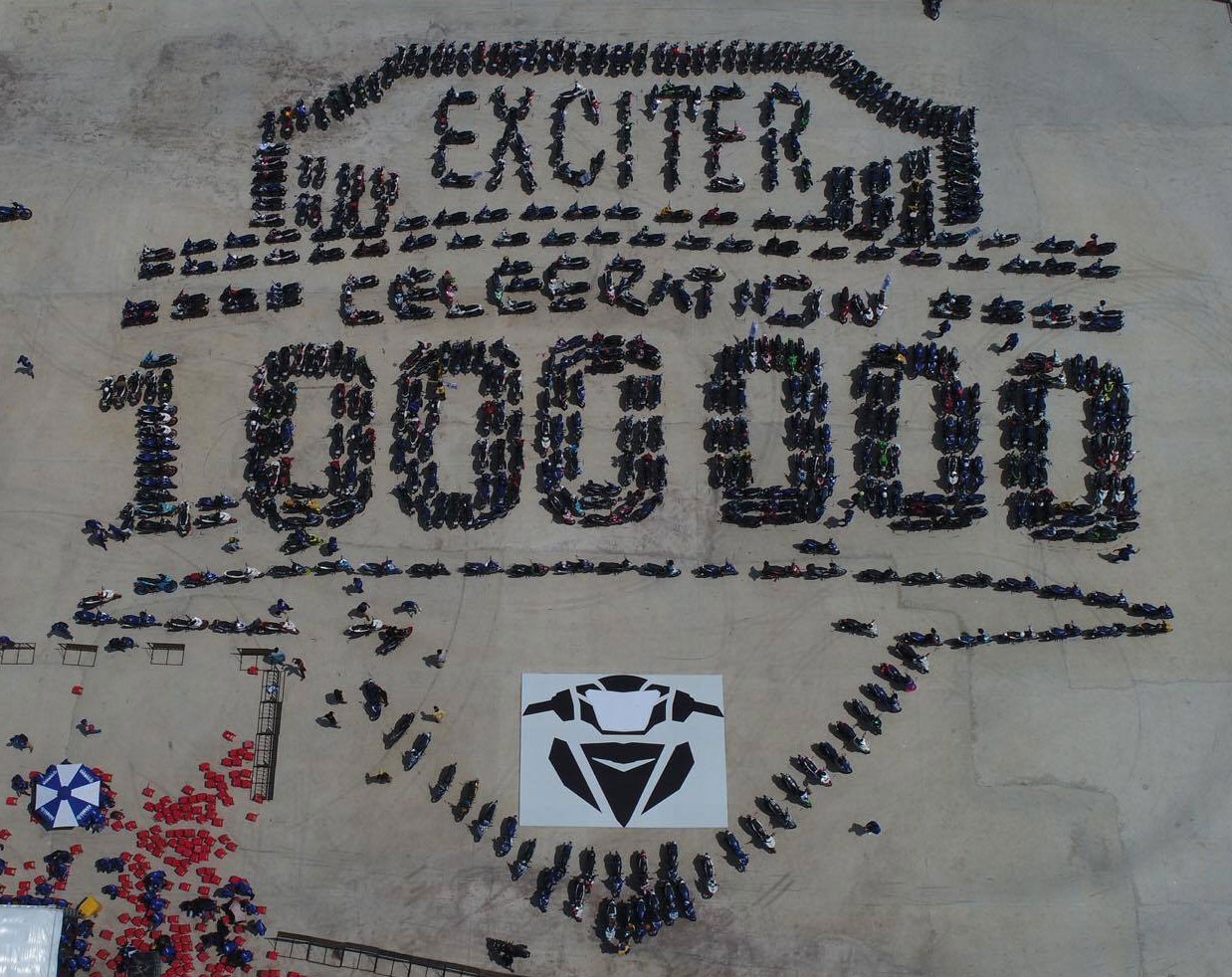 Yamaha Viet Nam lap 2 ky luc the gioi voi xe Exciter hinh anh