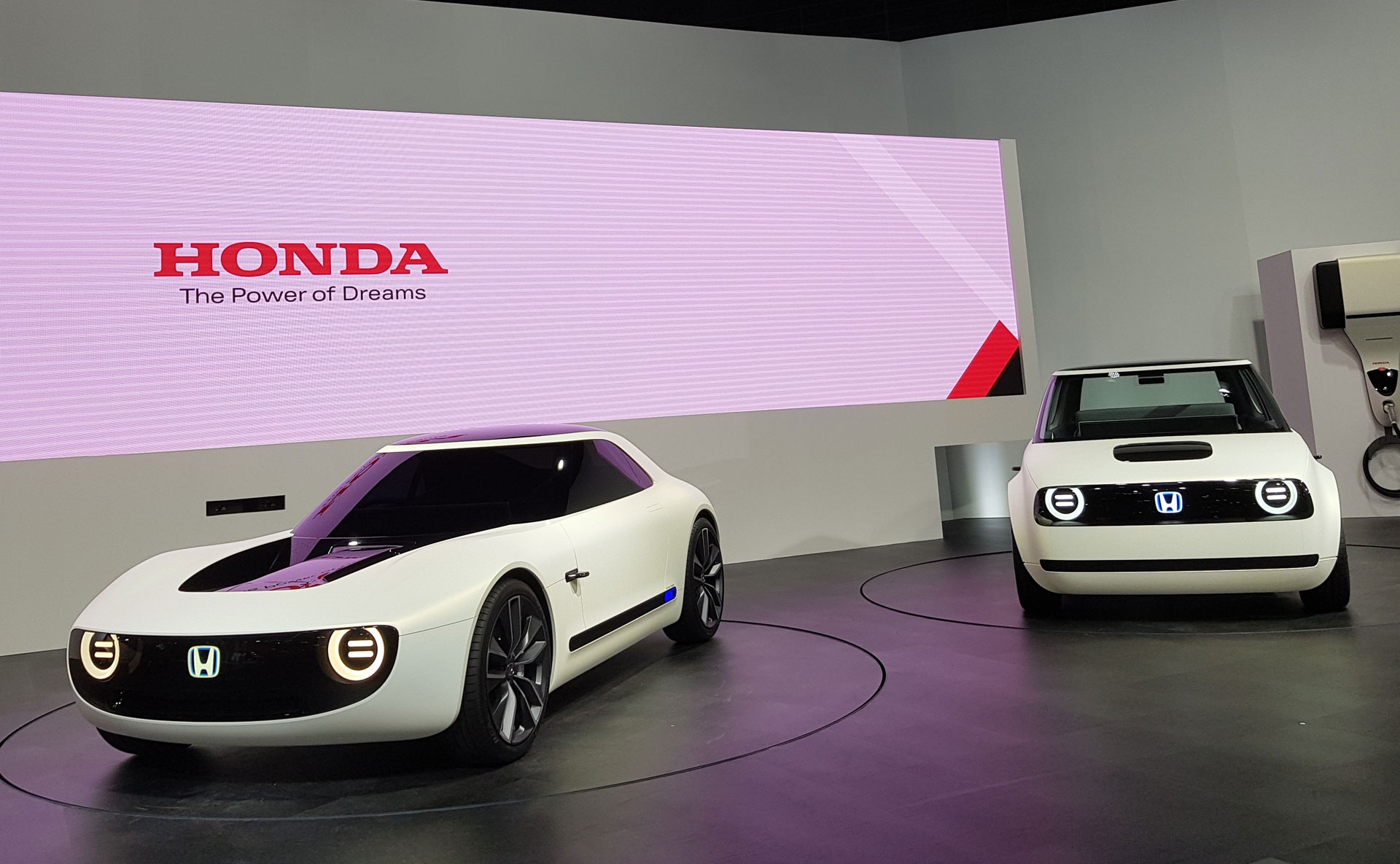 Tokyo Motor Show 2017: Cuoc ra quan ram ro cua xe dien hinh anh