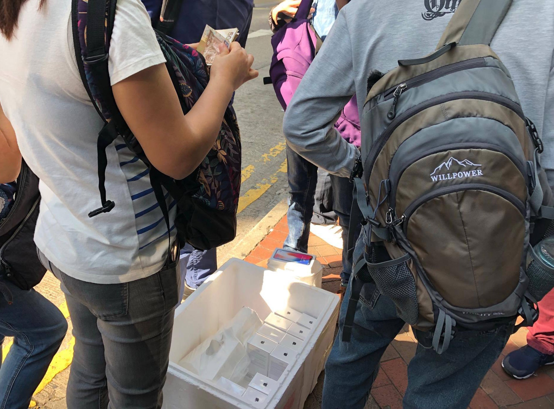 mua iPhone X o Hong Kong anh 5