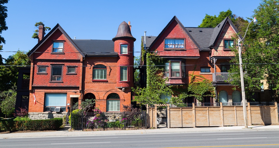 Dieu gi se xay ra sau da tang gia nha ky luc o Canada? anh 1